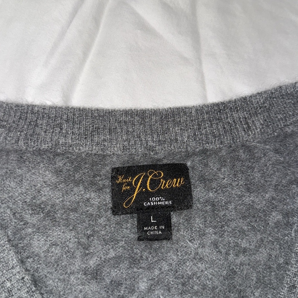 J. Crew Men's V-Neck Sleeveless Sweater Vest in Light Heather Gray - Picture 2 of 4